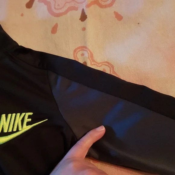 Bundle Red and Black Set Stripes Lines Athletic Sport Matching Set Track Suit Ja - Picture 4 of 16